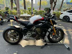 二手杜卡迪Street Fighter V4