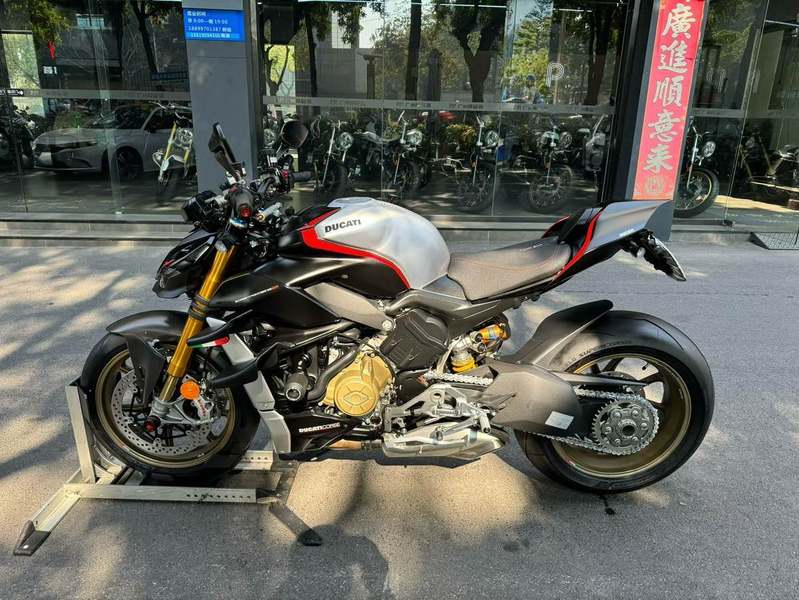 二手杜卡迪Street Fighter V4