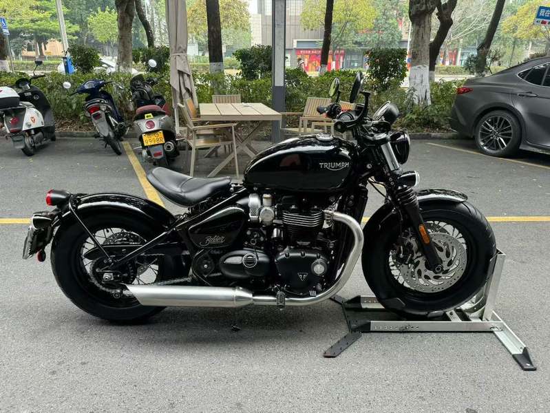 二手凯旋Bonneville Bobber