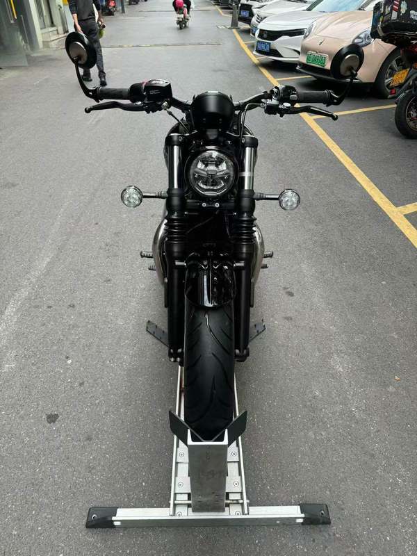 二手凯旋Bonneville Bobber