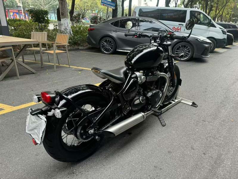 二手凯旋Bonneville Bobber