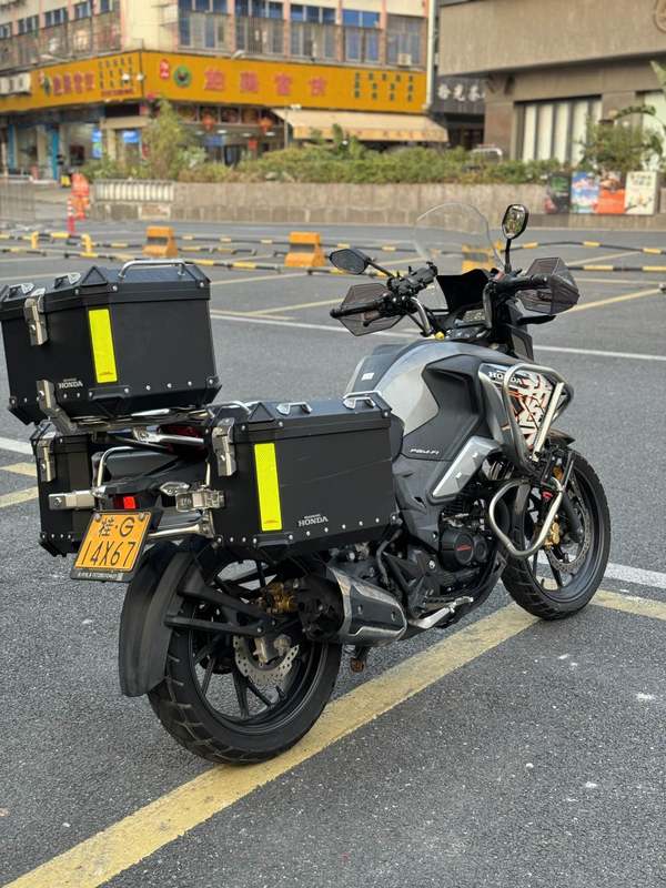 二手五羊本田猛鸷 CB190X