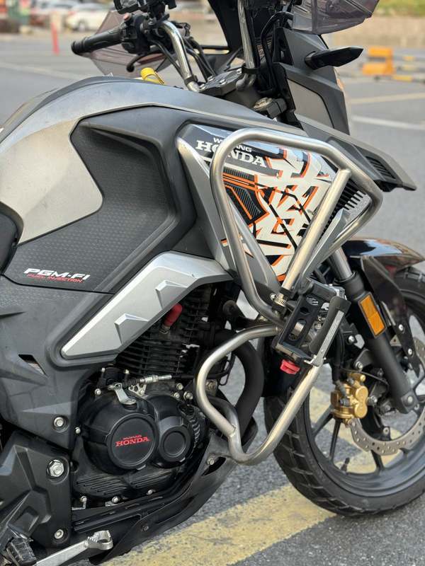 二手五羊本田猛鸷 CB190X