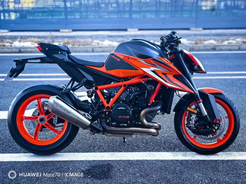 二手KTMR2R1290 Super Duke