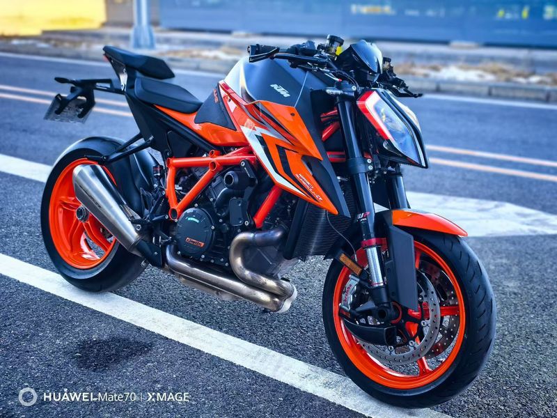 二手KTMR2R1290 Super Duke