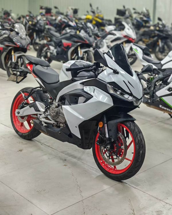 二手阿普利亚RS 457