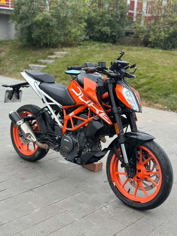 二手KTMR2R390 Duke