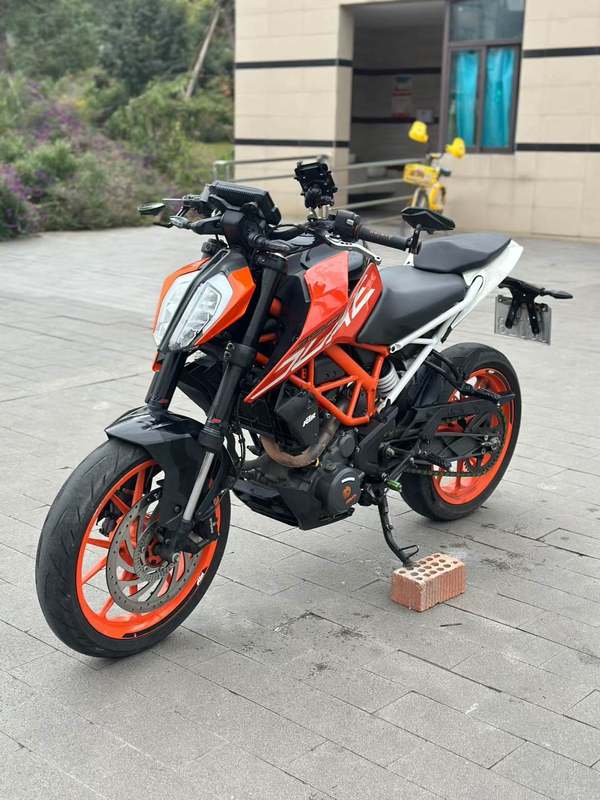二手KTMR2R390 Duke
