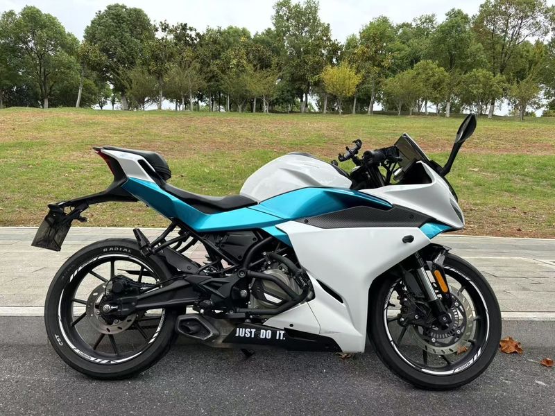 二手春风250SR