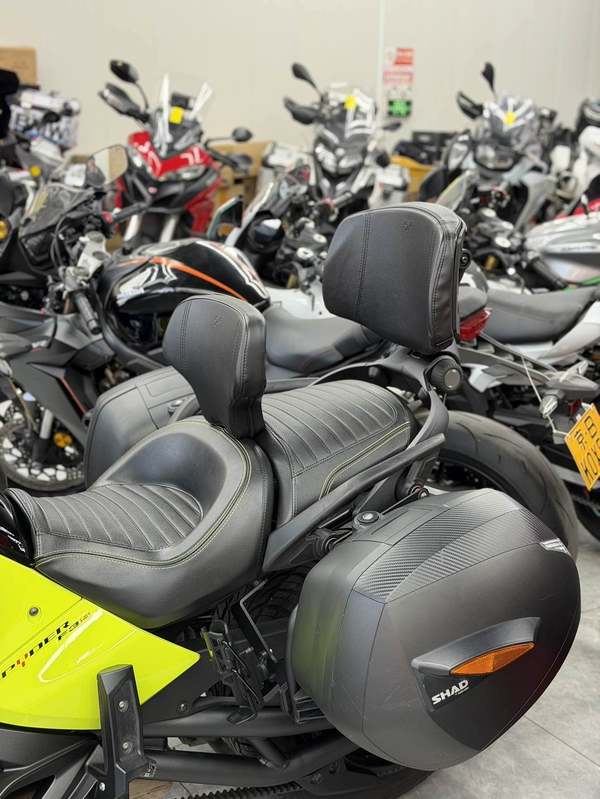 二手庞巴迪Spyder F3 