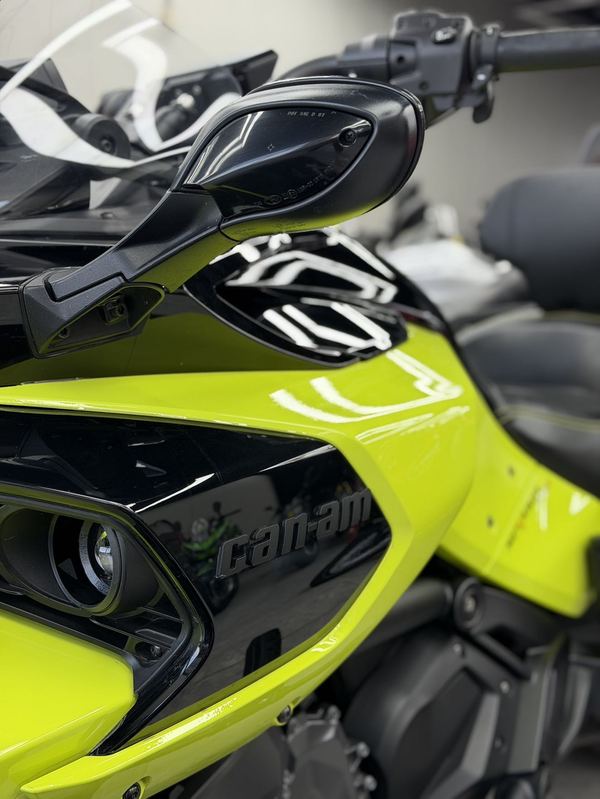 二手庞巴迪Spyder F3 