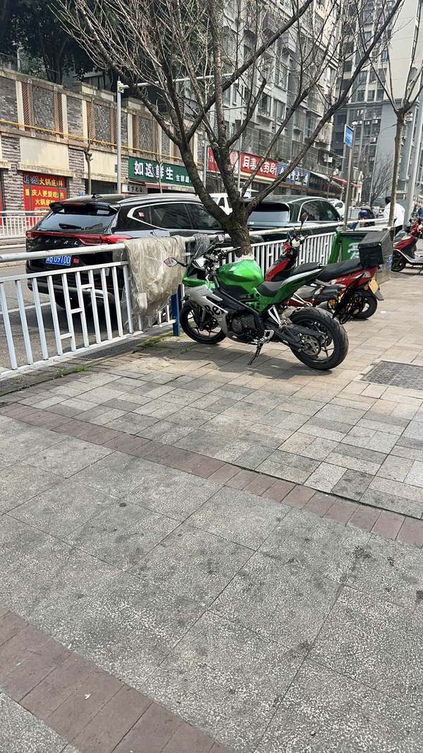 二手贝纳利龙卷风 Tornado 252R