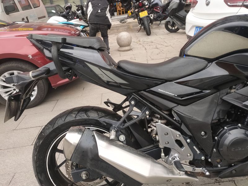 二手豪爵铃木GSX250R