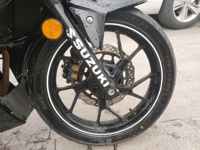 二手豪爵铃木GSX250R