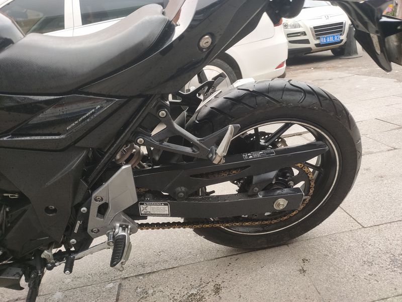 二手豪爵铃木GSX250R