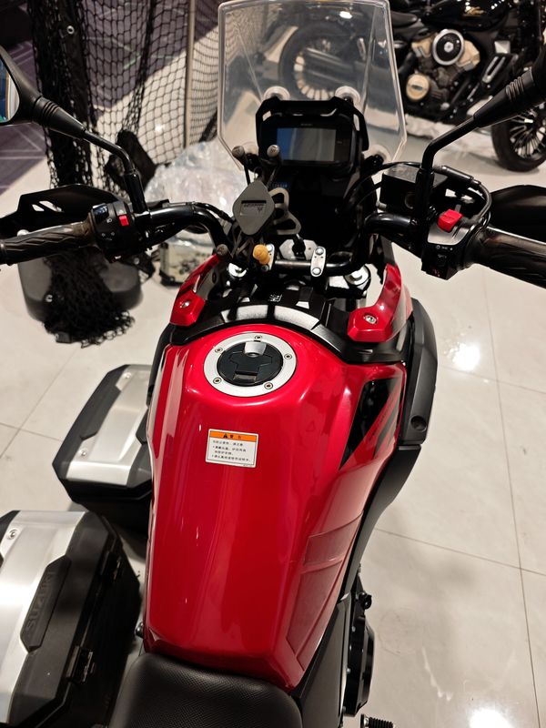 二手豪爵铃木DL250