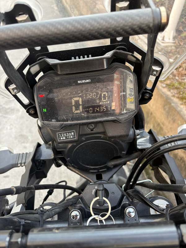 二手豪爵铃木DL250