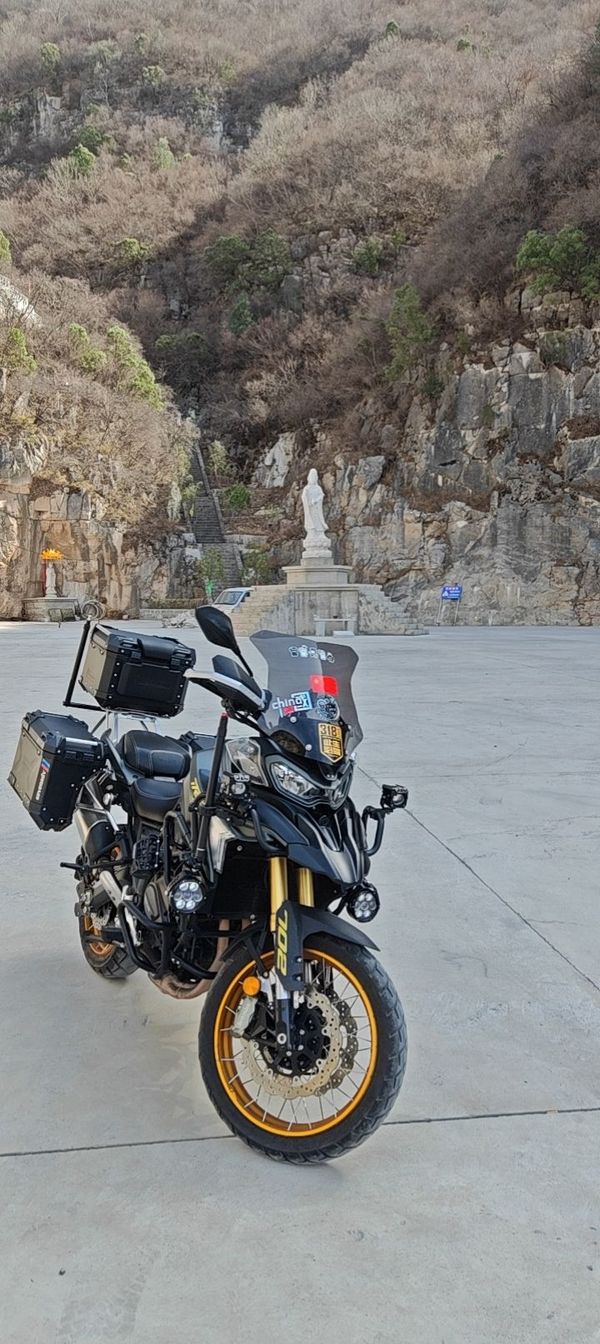 二手贝纳利TRK702