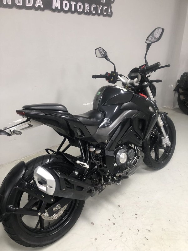 二手贝纳利小迅龙 BN150S