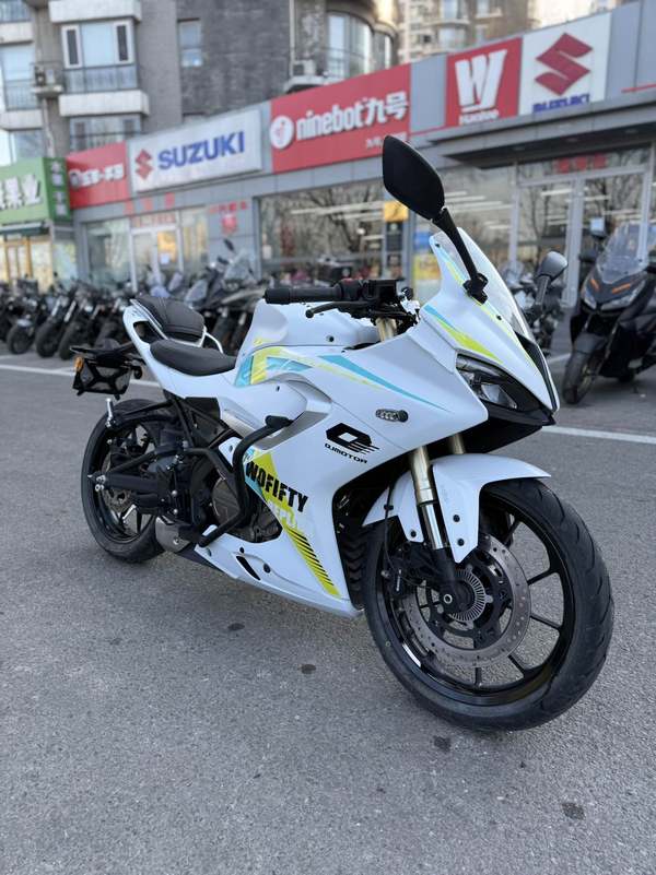 二手QJMOTOR赛250