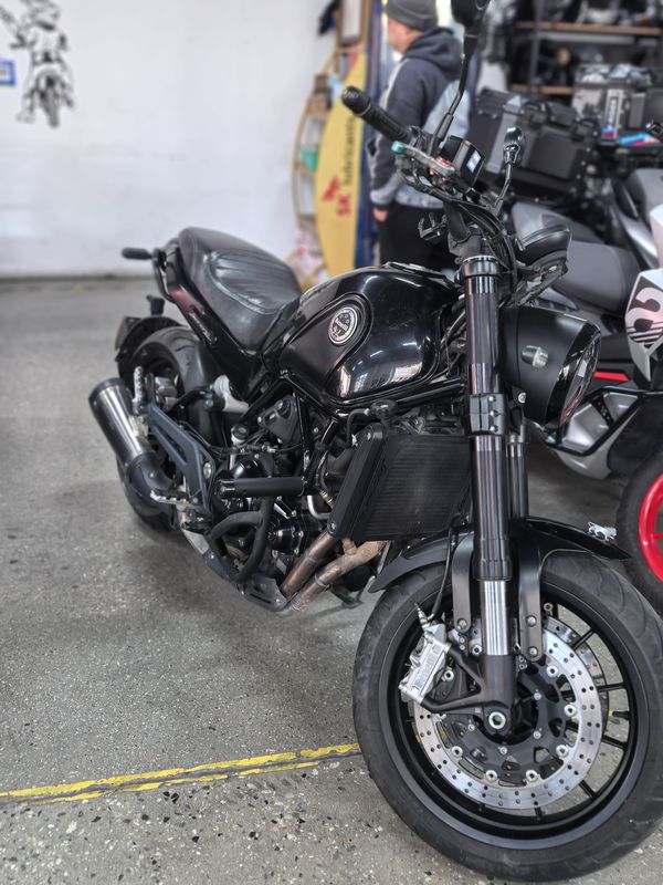 二手贝纳利幼狮 Leoncino 500