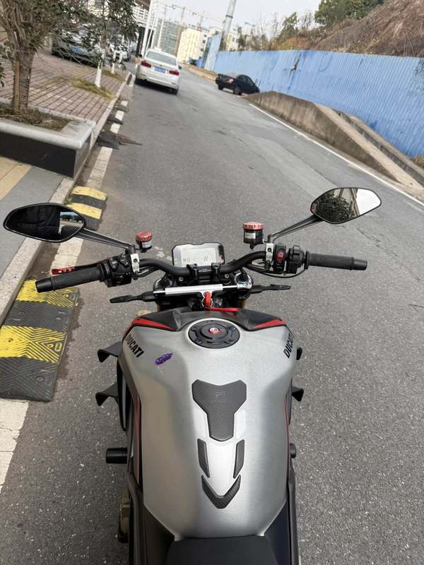 二手杜卡迪Street Fighter V4