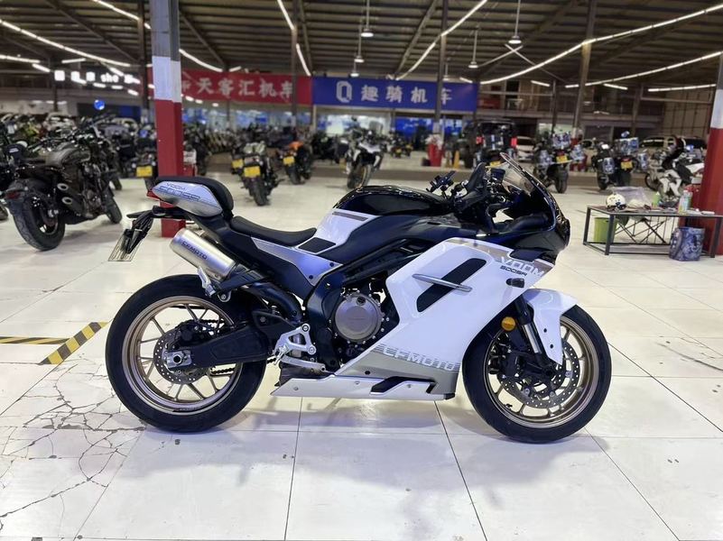 二手春风500SR VOOM