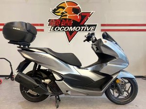 二手五羊本田PCX