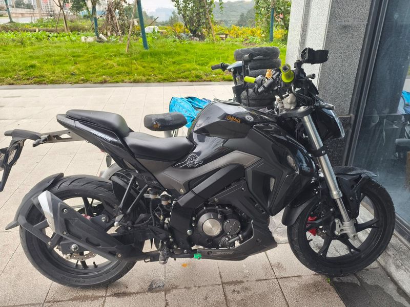 二手贝纳利小迅龙 BN150S