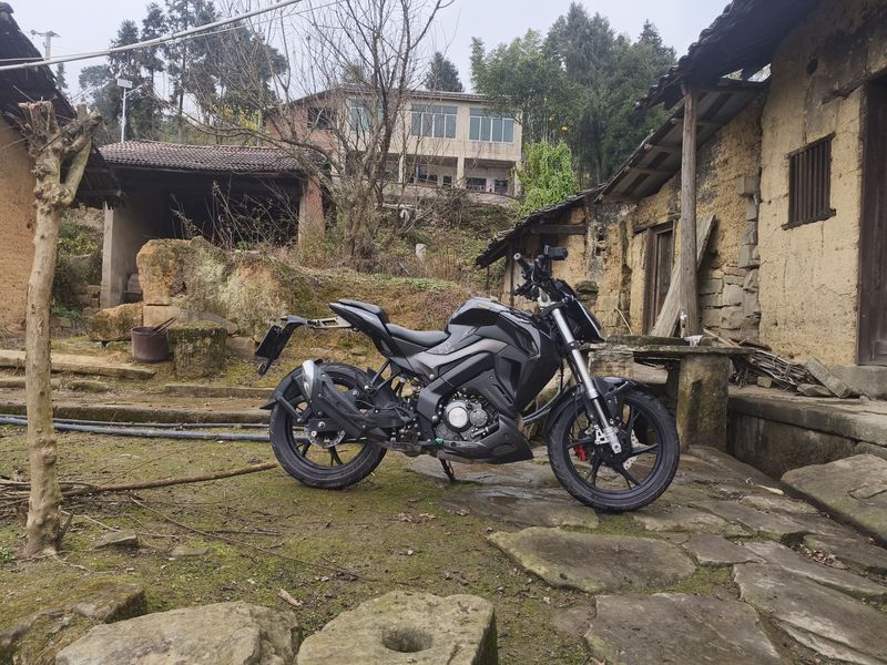 二手贝纳利小迅龙 BN150S