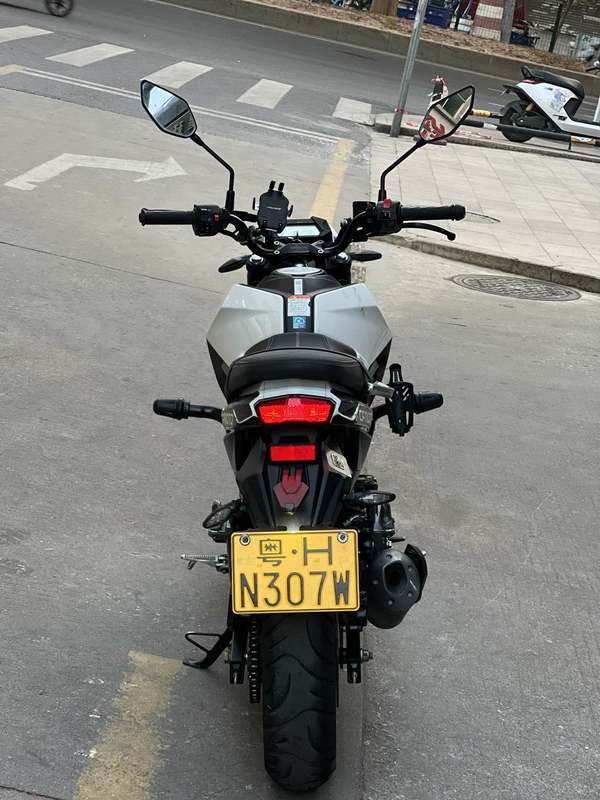 二手春风ST狒狒