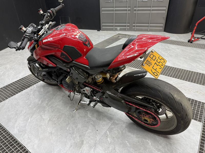 二手杜卡迪Street Fighter V4