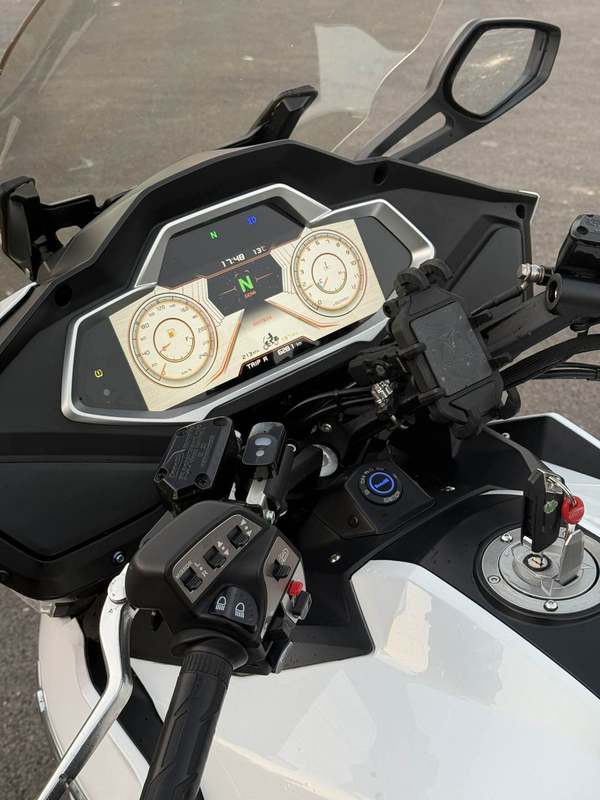 二手贝纳利1200GT