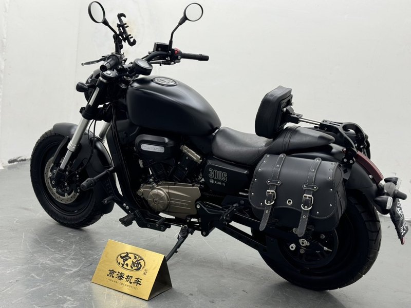 二手QJMOTOR闪300