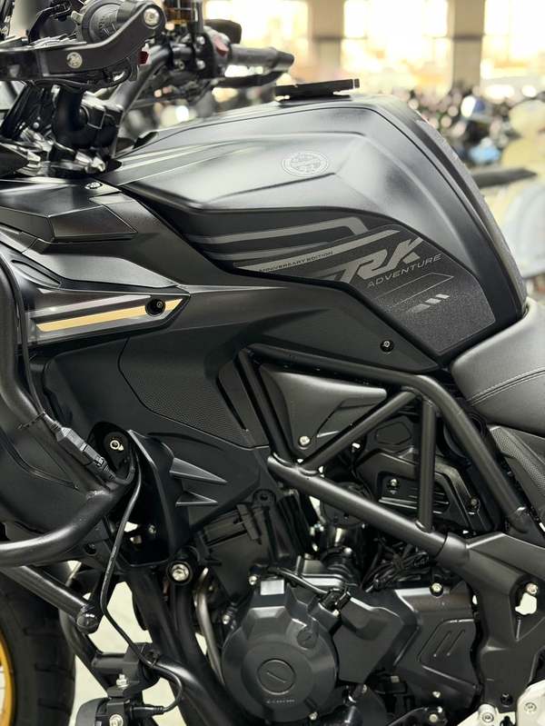 二手贝纳利TRK552