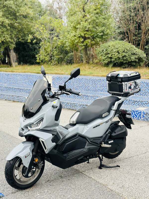 二手三阳哈士奇 Husky ADV150