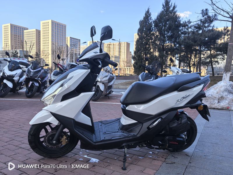 二手五羊本田NX125