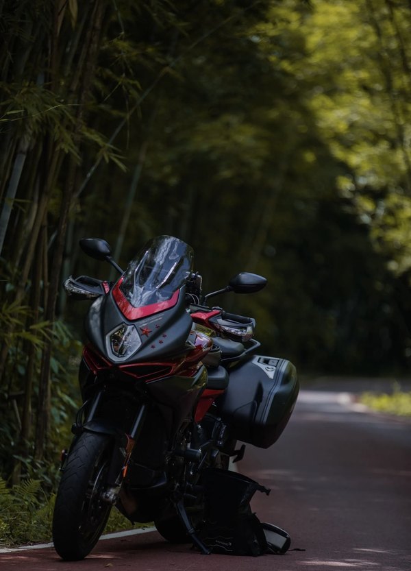 二手奥古斯塔Turismo Veloce 800