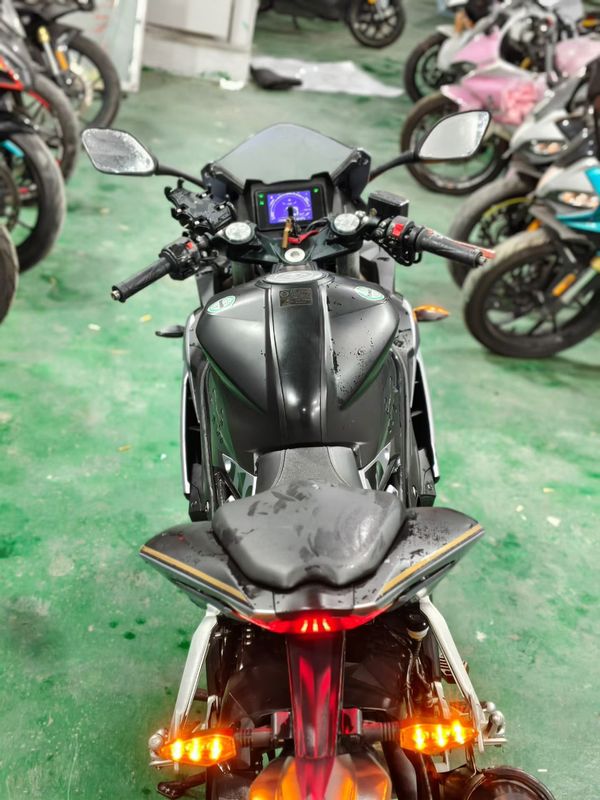 二手贝纳利龙卷风 Tornado 252R