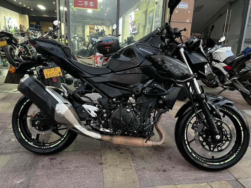 二手川崎Z400