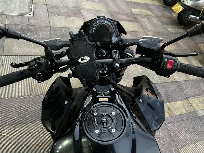 二手川崎Z400