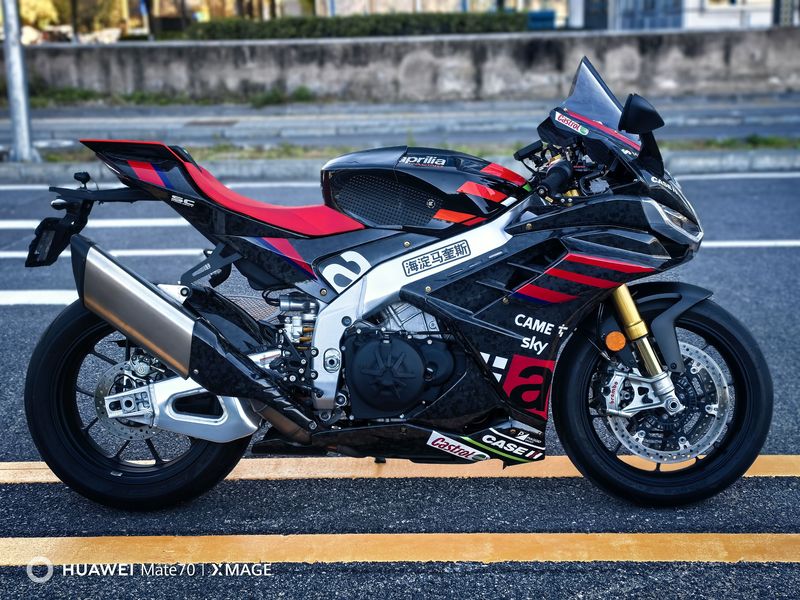 二手阿普利亚RSV4