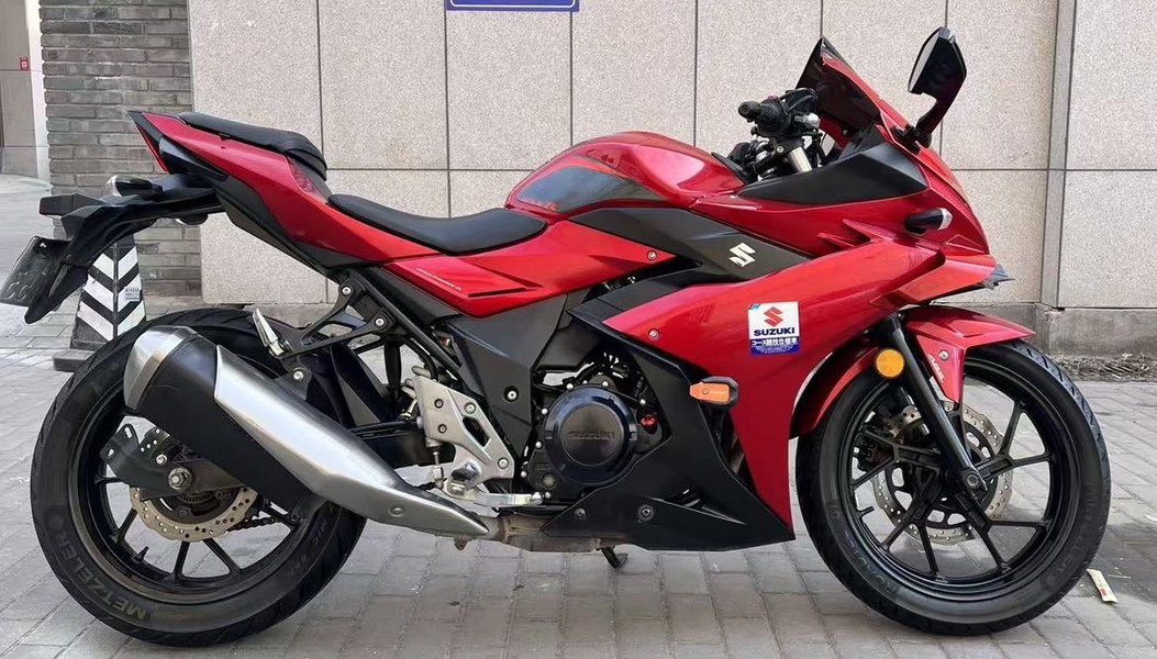 二手豪爵铃木GSX250R