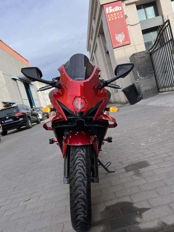 二手豪爵铃木GSX250R