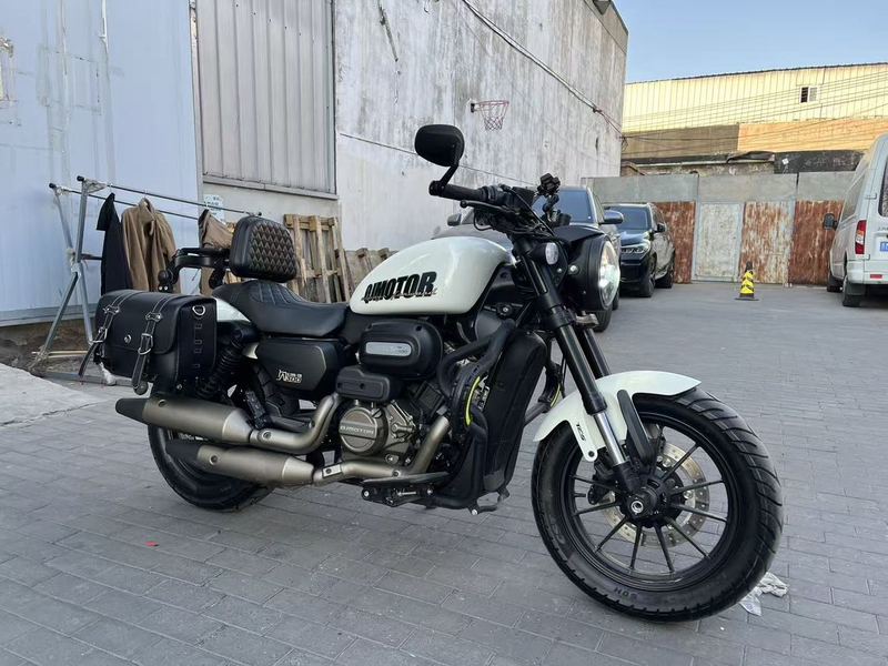 二手QJMOTOR闪300