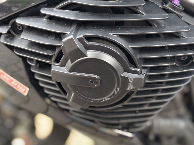 二手贝纳利TNT899