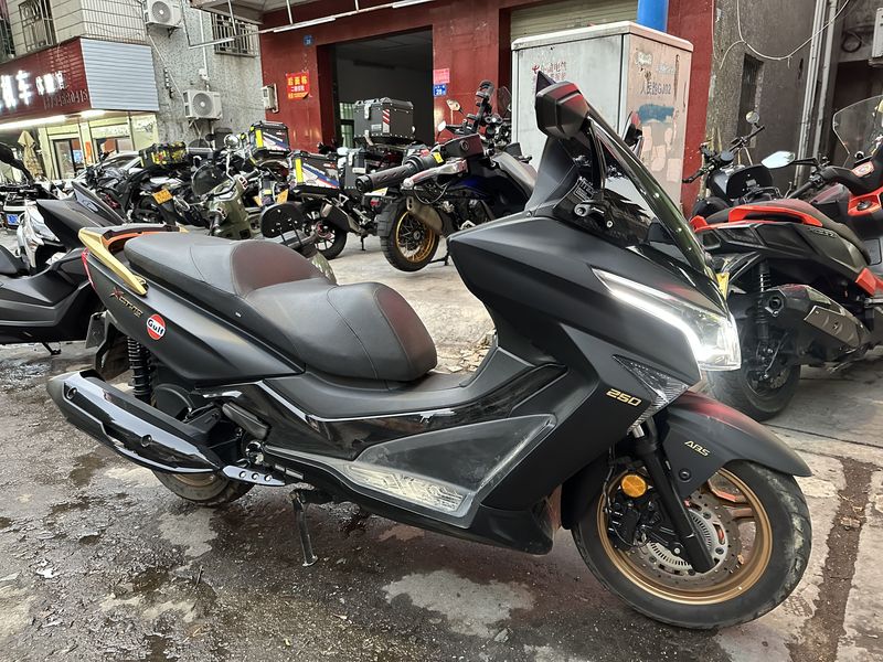 二手光阳赛艇 250