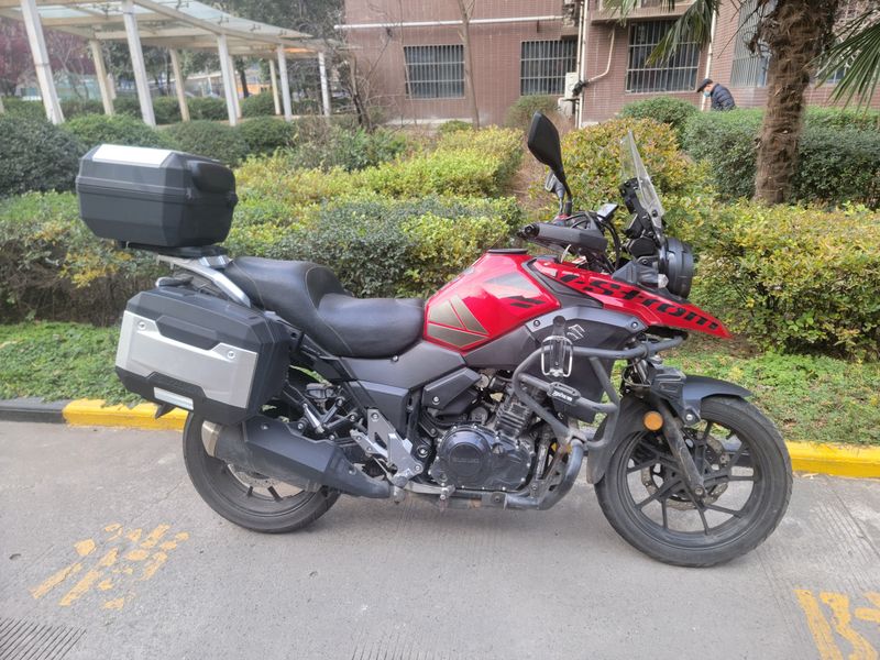 二手豪爵铃木DL250