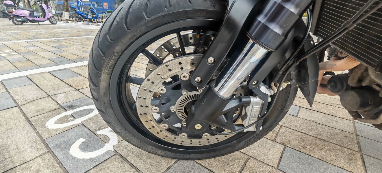 二手贝纳利幼狮 Leoncino 500