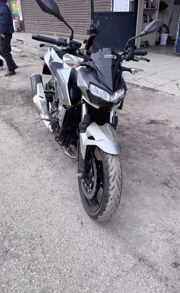 二手川崎Z400